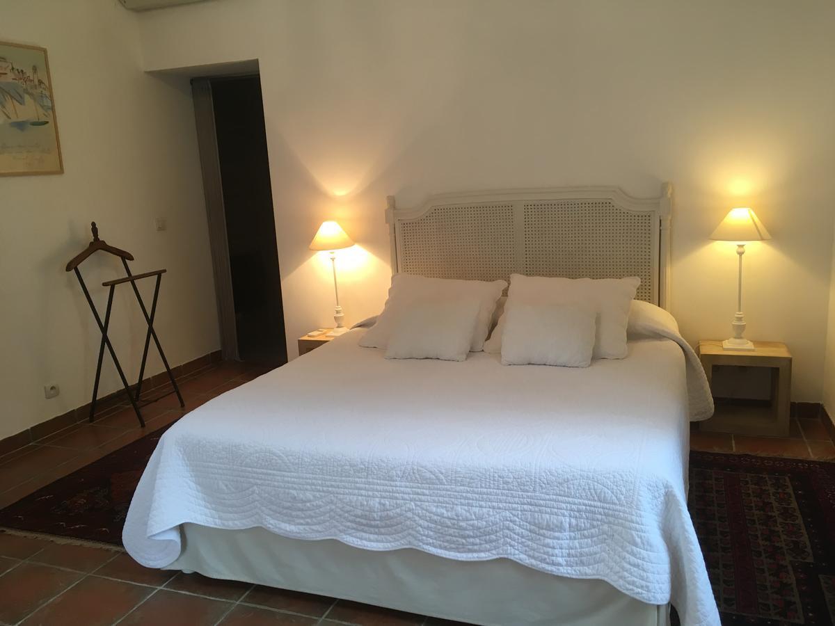 Couette-café Bresson Perpignan